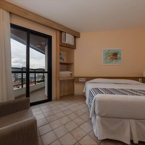 Habitación Estándar con Cama Queen